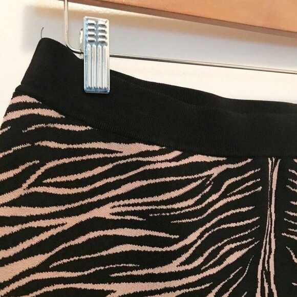 GUESS Animal Print Kingdom Stripe Jacquard Mirage Super Stretch Knit skirt New - Picture 6 of 11
